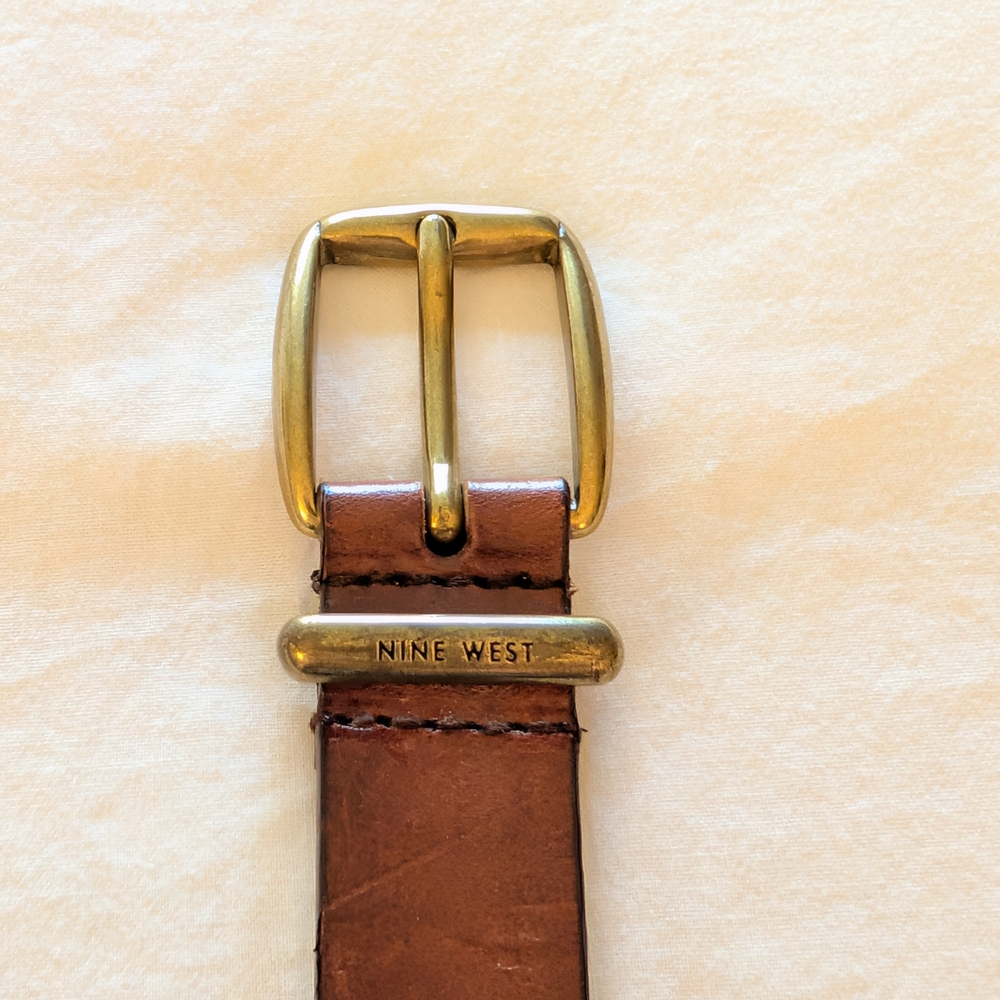 Nine West brown genuine leather belt with brass buckle - Picture 4 of 8